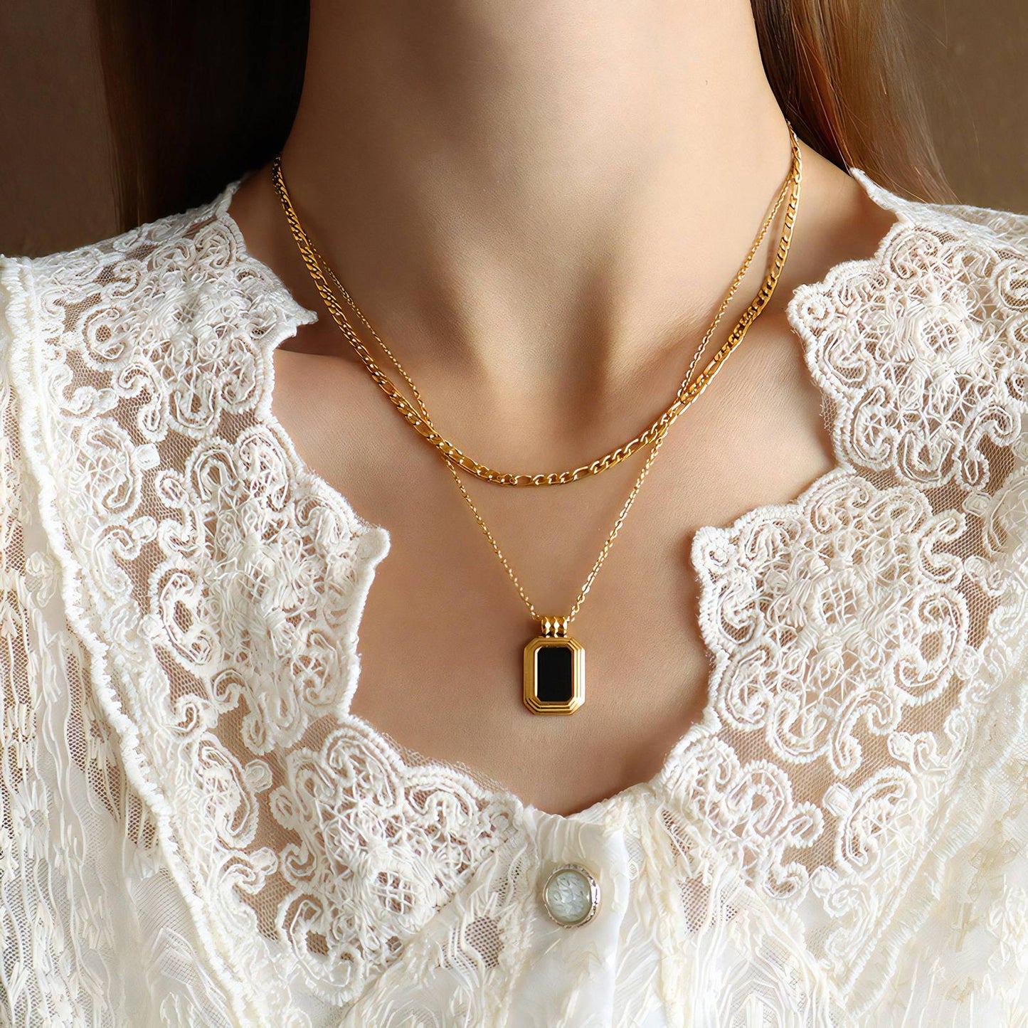 Classic rectangle pendant necklace + chain